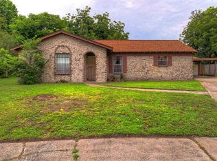 6043 Birchmont Dr, Houston, TX 77092