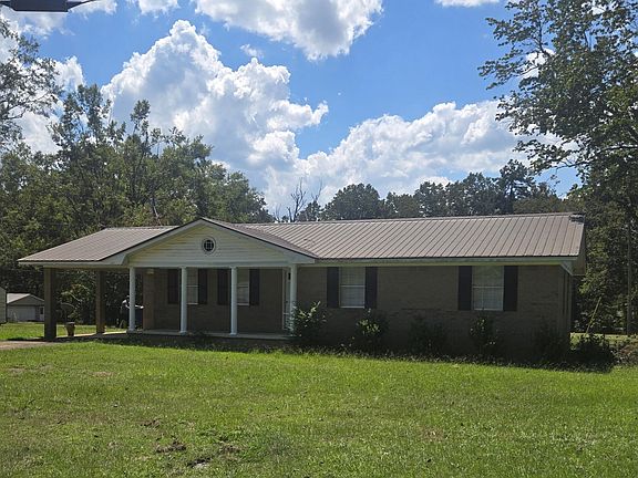 2nd image of 261 Lake Dr