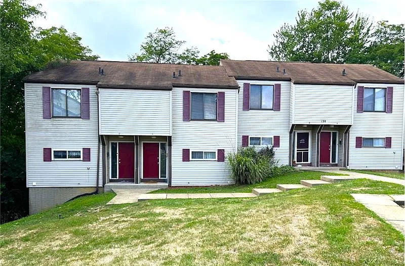 138 Orchard Dr #C