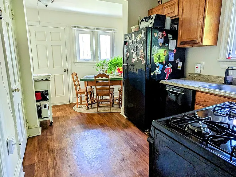 920 E Railroad Ave #A — Photo 10