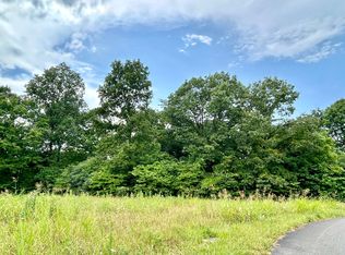 72 Longview Dr, Ferguson, KY 42533