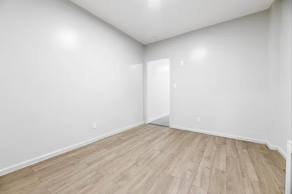 Rented by REAL New York | media 20