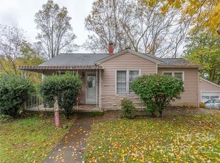 154 Moody Ave, Candler, NC 28715