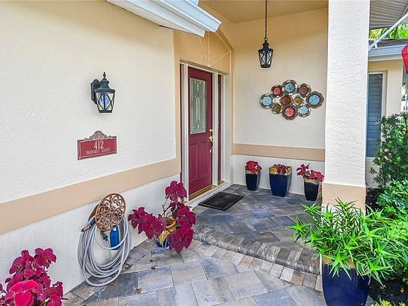 3rd image of 412 Parkway Ct