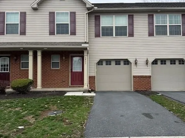 6402 Creekbend Dr, Mechanicsburg, PA 17050