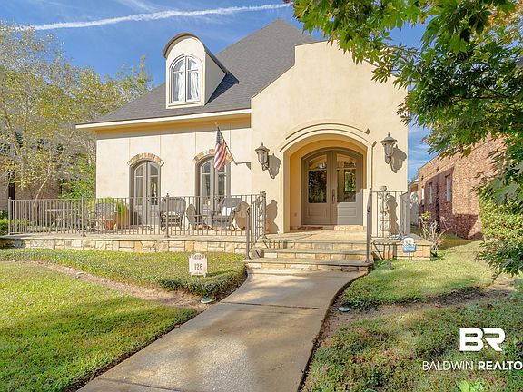 4th image of 126 Savannah Sq