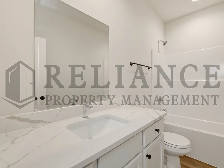 202 N Gowen St — Photo 17