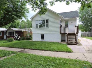 1022 N Van Eps Ave, Sioux Falls, SD 57103