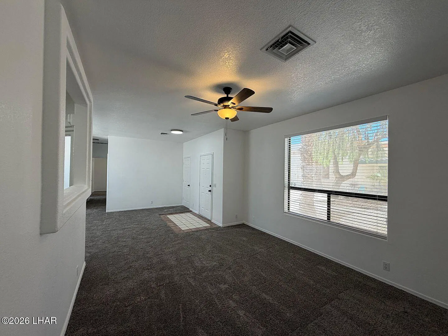 2 bed, 2.0 bath, 988 sqft, $1,350 — Photo 4