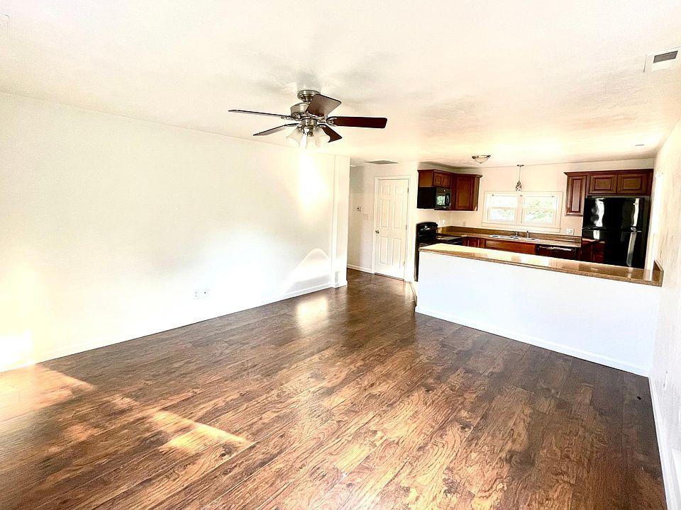 1st image of 231 W Balview Ave #2
