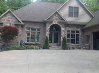 3133 Harrison Woods Rd, Terre Haute, IN 47805