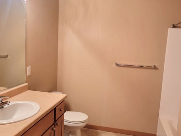 6 1624 20th Ave NW 24