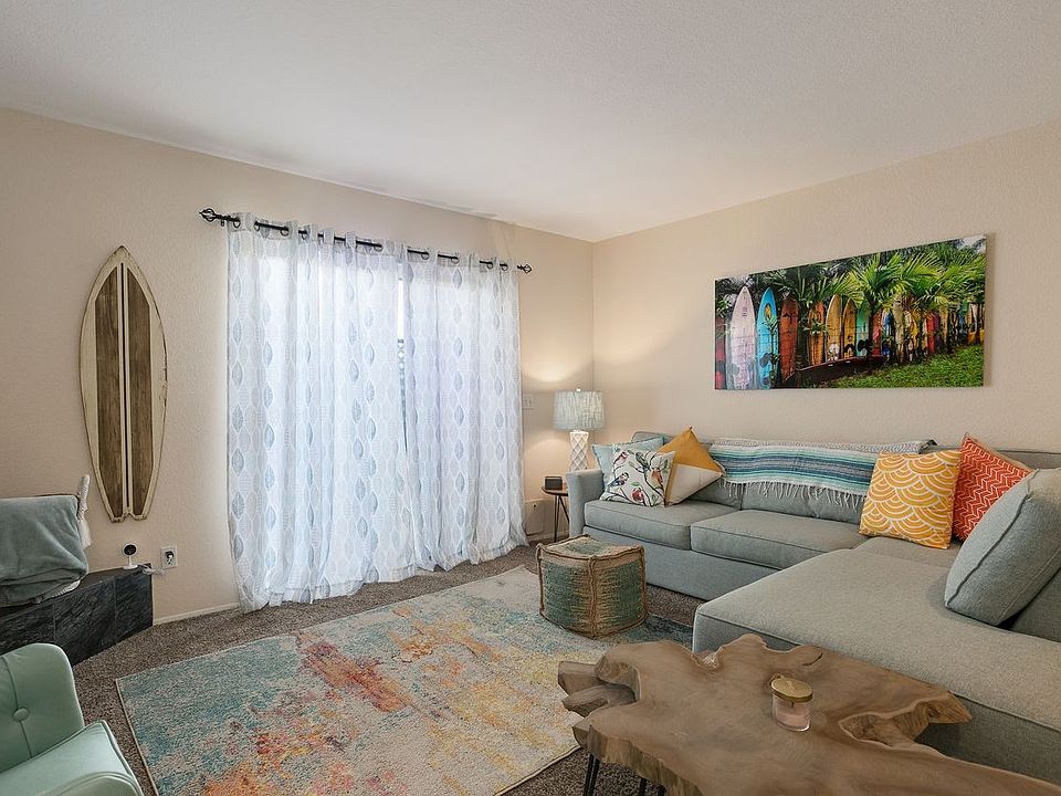 1st image of 5027 Santa Monica Ave APT D