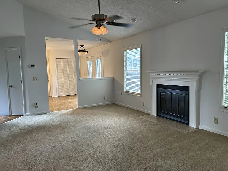 100 Meridian Ct #100 — Photo 15