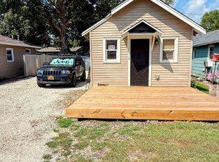 110 15th Ave S, Clear Lake, IA 50428