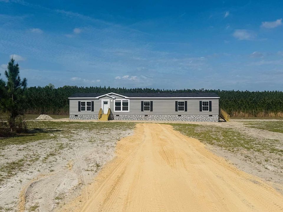 1st image of 10465 161st Rd