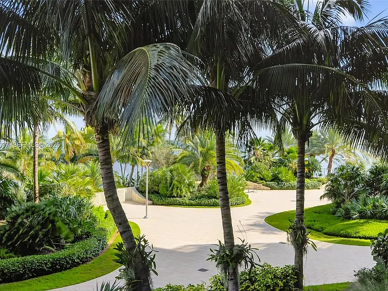 2 Grove Isle Dr #B1706 — Photo 30