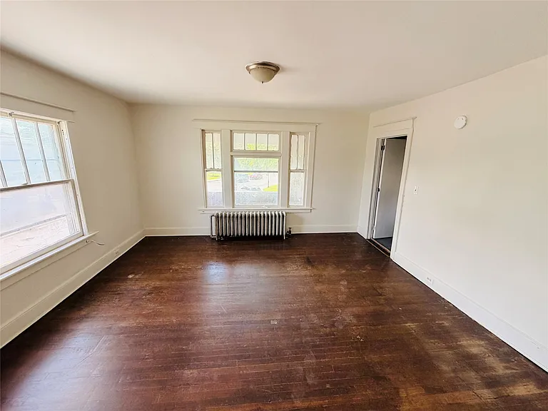 528 Chenango St #2 — Photo 9