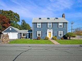 54 Clifton Ave, Marblehead, MA 01945