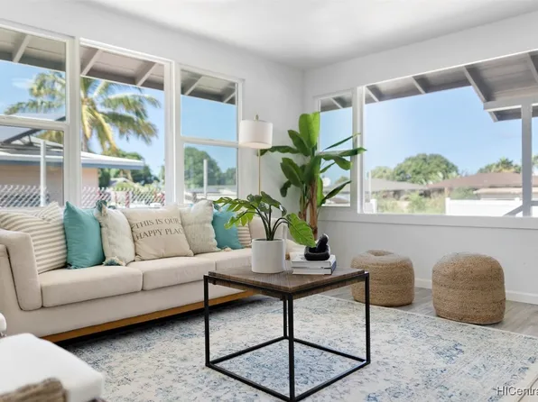 84-736 Farrington Hwy #A, Waianae, HI 96792