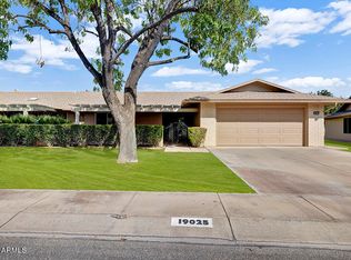 19025 N Signal Butte Cir, Sun City, AZ 85373