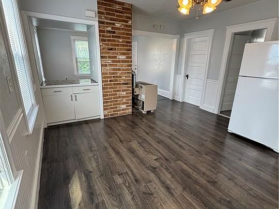 3rd image of 17 Booth Ave #2