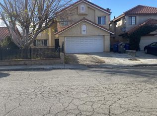 37733 Barrinson St, Palmdale, CA 93550