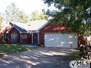 590 Center Rd, Pt, TX 75472