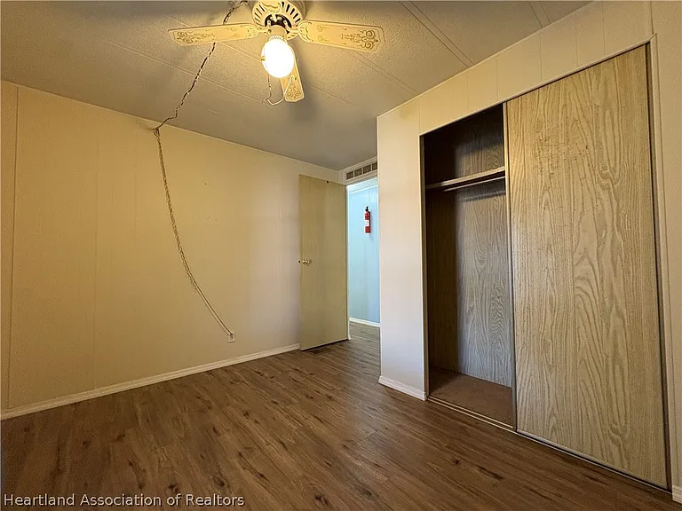 3510 Fairmount Dr — Photo 9