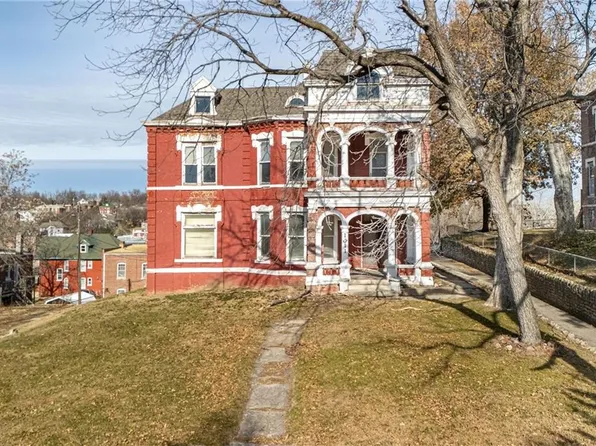 1311 Francis St, Saint Joseph, MO 64501