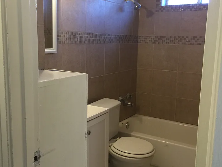 1232 Cameron St — Photo 6