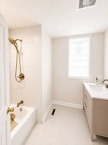 3914 N Mozart St — Photo 8