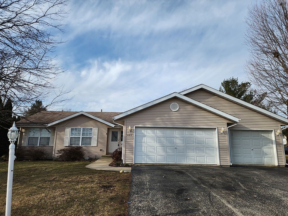 1st image of 482 University Dr