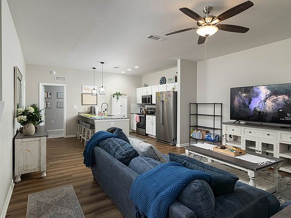 5th image of 454 Olive Branch Way