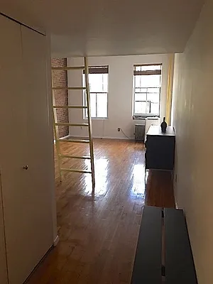 Rented by Performing Assets Corp | media 6