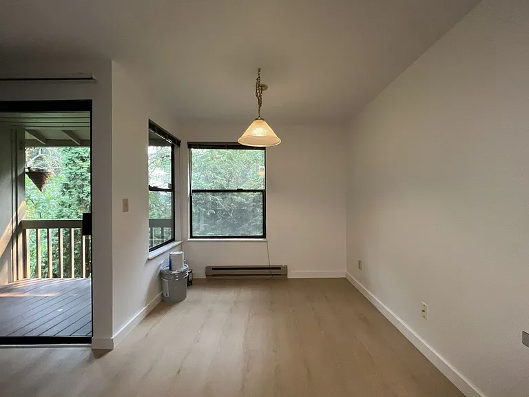 4634 SW Vermont St #4 — Photo 15