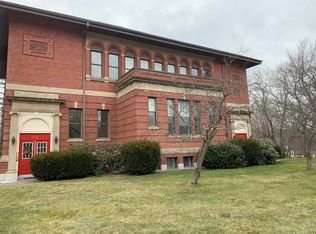 1098 Stafford St #3, Leicester, MA 01524