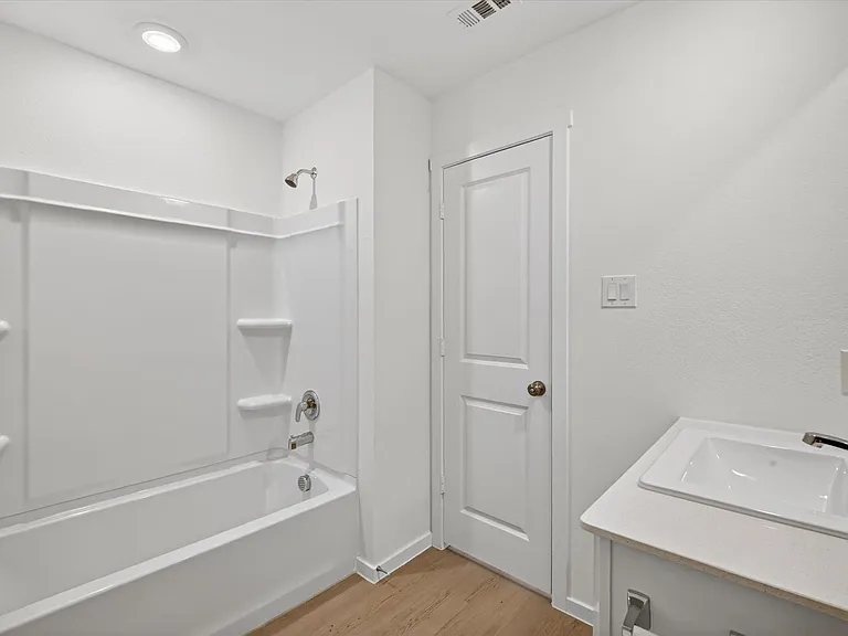 2509 Guineas Ln — Photo 11
