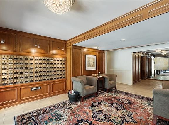 3rd image of 310 W 49th St APT 501