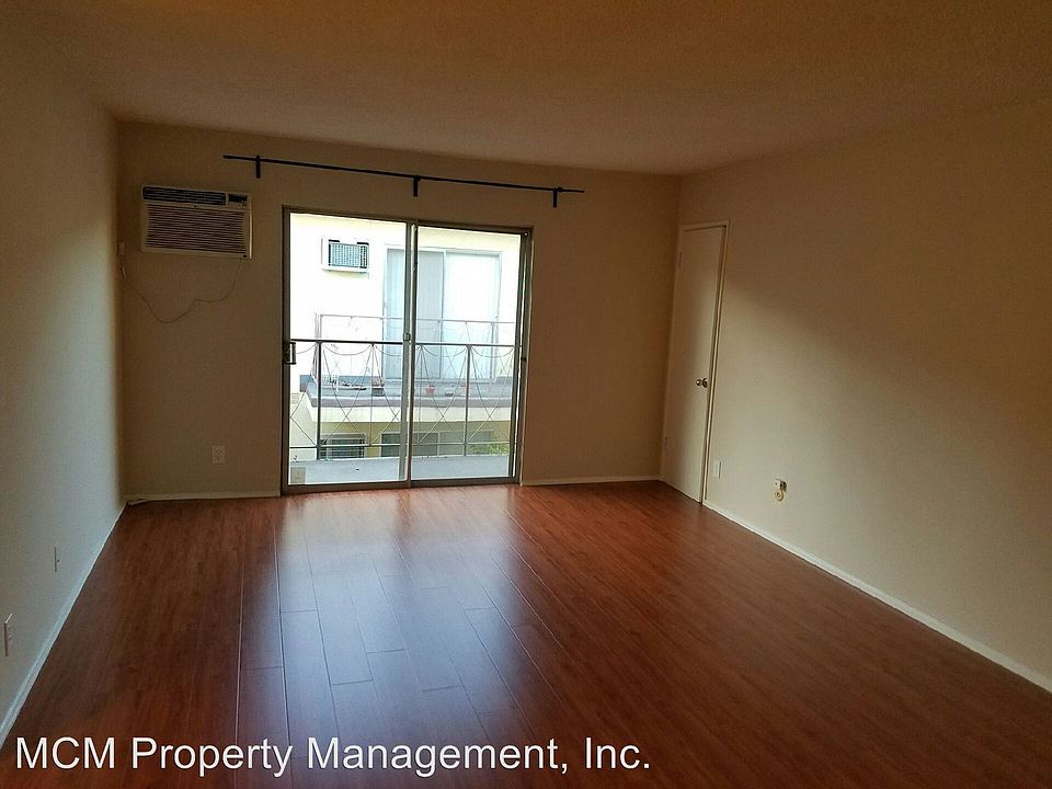1st image of 1211 N Ogden Dr APT 102