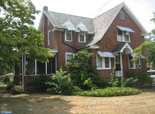 70 S Poplar St, Gibbstown, NJ 08027