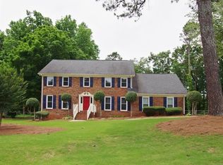 2221 Rodao Dr, Lilburn, GA 30047