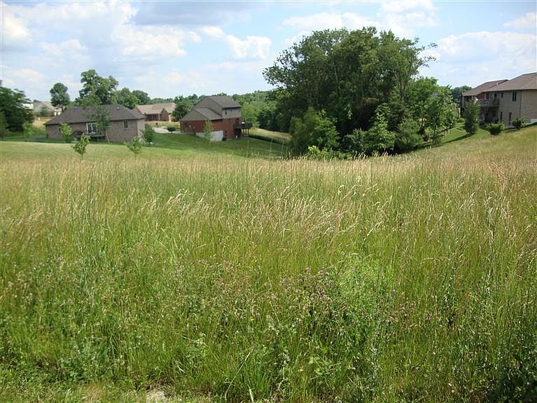 1st image of 140 Liza Ln