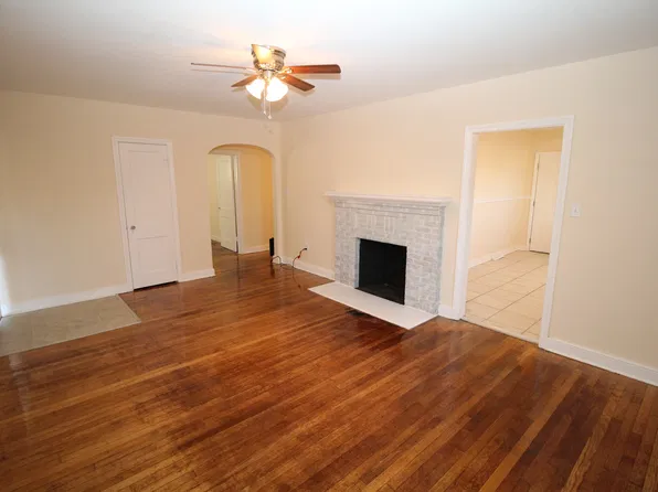 1740 Stuart Ave, Petersburg, VA 23803
