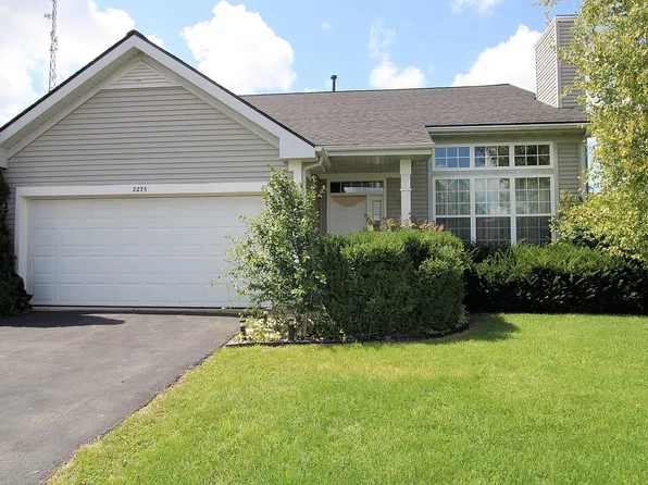2275 Oakwood Dr, Belvidere, IL 61008