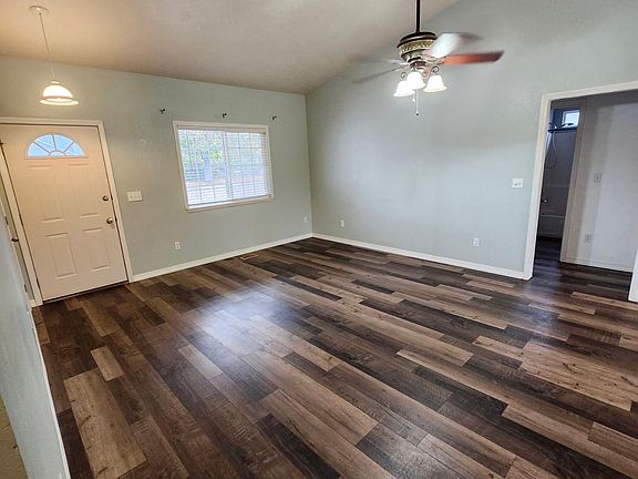 Living room 2