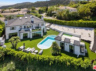 2116 Country Hill Ln, Los Angeles, CA 90049