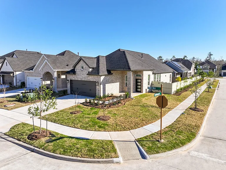 10472 Wild Rice St — Photo 34