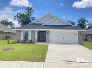 696 Mayflower Dr, Foley, AL 36535