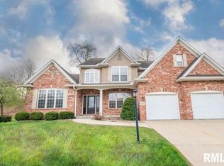 5628 W Timber Oak Ct, Peoria, IL 61615